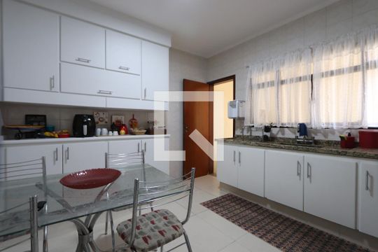Cozinha de casa à venda com 3 quartos, 100m² em Vila Zelina, São Paulo