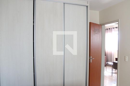 Quarto de apartamento para alugar com 2 quartos, 54m² em Setor Negrão de Lima, Goiânia