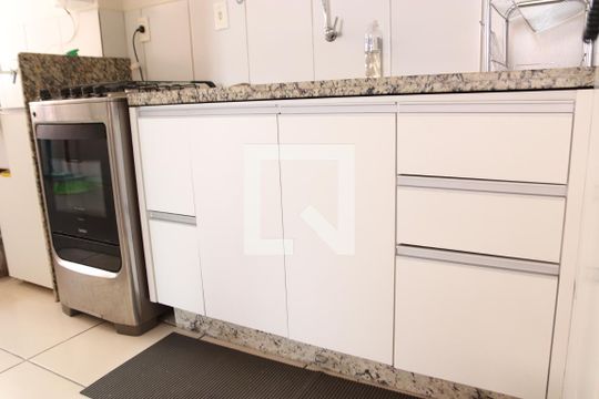 Cozinha de apartamento para alugar com 2 quartos, 54m² em Setor Negrão de Lima, Goiânia