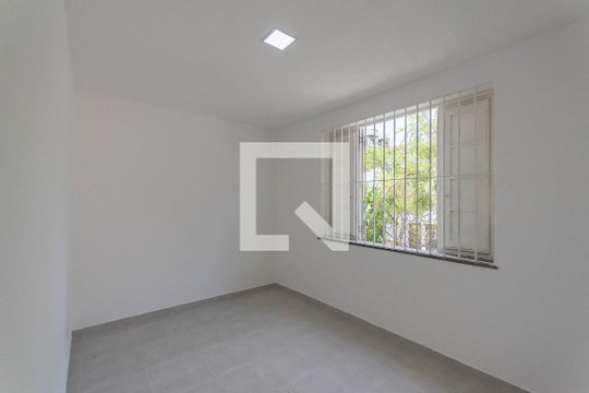Quarto 1 de apartamento à venda com 3 quartos, 100m² em Grajaú, Rio de Janeiro