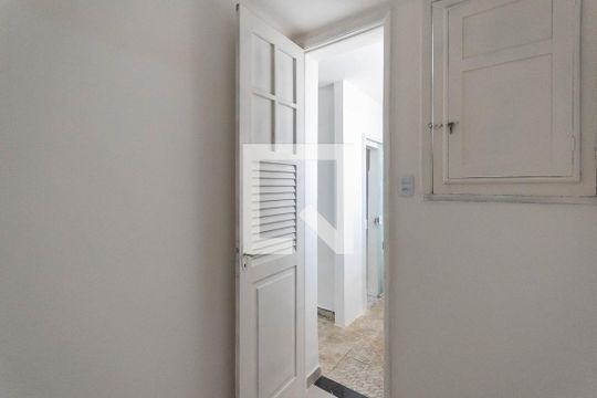 Quarto de Serviço de apartamento à venda com 3 quartos, 100m² em Grajaú, Rio de Janeiro