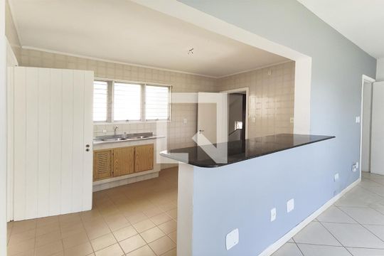 Cozinha de apartamento para alugar com 2 quartos, 60m² em Centro, Novo Hamburgo