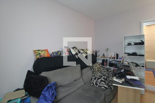 Sala de casa à venda com 3 quartos, 71m² em Vila Campo Grande, São Paulo