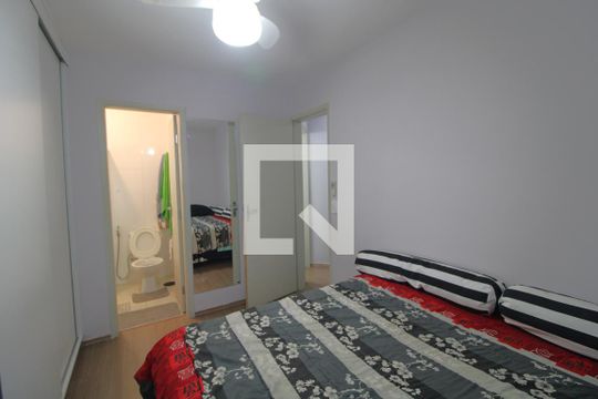 Suíte de casa à venda com 3 quartos, 71m² em Vila Campo Grande, São Paulo