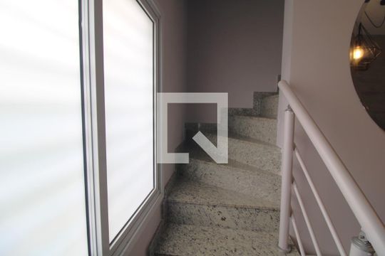 Escada de casa à venda com 3 quartos, 71m² em Vila Campo Grande, São Paulo
