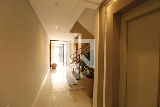Corredor de apartamento para alugar com 1 quarto, 52m² em Oriçó, Gravataí