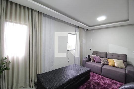 Casa para alugar com 3 quartos, 180m² em Granada, Uberlândia