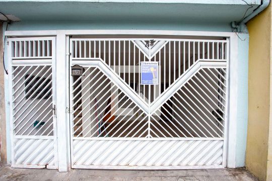 Fachada/Placa de casa para alugar com 1 quarto, 40m² em Conjunto Residencial Sanko, Diadema