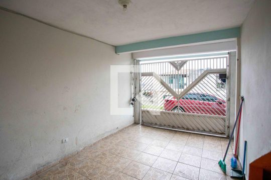 Área comum de casa para alugar com 1 quarto, 40m² em Conjunto Residencial Sanko, Diadema