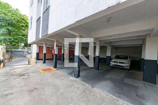 Garagem de apartamento para alugar com 3 quartos, 90m² em Padre Eustáquio, Belo Horizonte
