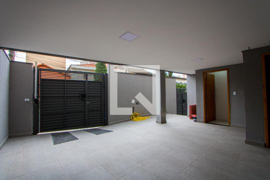 Garagem de casa à venda com 2 quartos, 97m² em Vila Alzira, Santo André