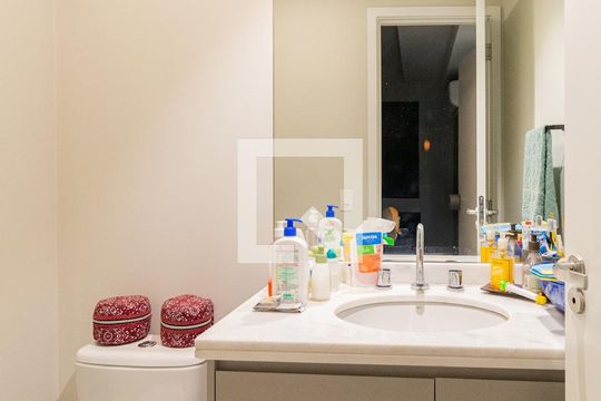 Banheiro da suíte 1 de apartamento à venda com 3 quartos, 111m² em Vila Yara, Osasco