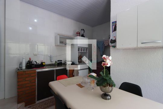 Sala/Cozinha Casa 2 de casa à venda com 6 quartos, 220m² em Parque Tomas Saraiva, São Paulo