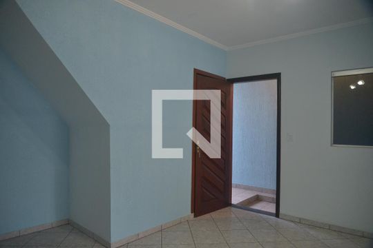 Casa à venda com 6 quartos, 259m² em Jardim Marek, Santo André