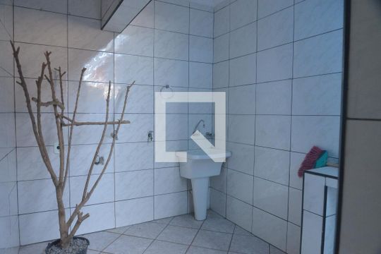 Área de Serviço de casa à venda com 6 quartos, 259m² em Jardim Marek, Santo André