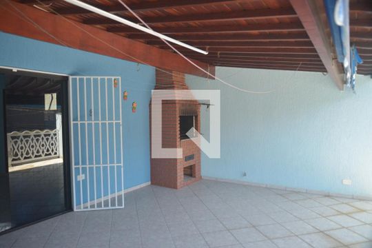 Área comum de casa à venda com 6 quartos, 259m² em Jardim Marek, Santo André