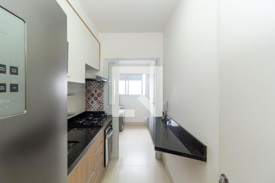 Cozinha de apartamento para alugar com 2 quartos, 74m² em Tatuapé, São Paulo