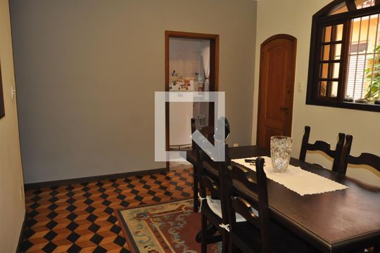 Sala de casa de condomínio à venda com 4 quartos, 200m² em Engenho Novo, Rio de Janeiro