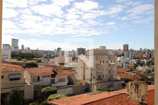 Quarto 1 de apartamento para alugar com 3 quartos, 110m² em Centro, Uberlândia