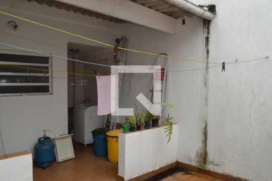 Quintal de casa à venda com 2 quartos, 120m² em Vila Clementino, São Paulo