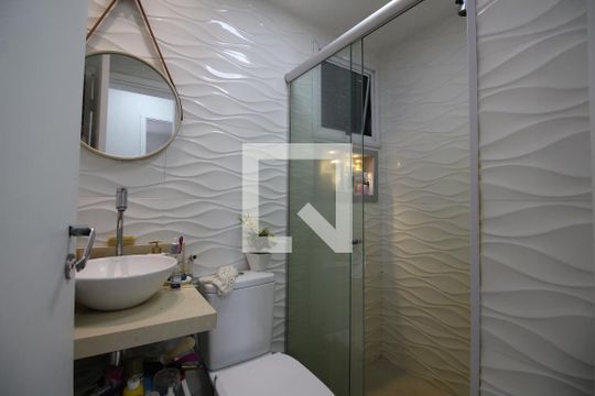 Banheiro Social de apartamento para alugar com 2 quartos, 51m² em Jacarepaguá, Rio de Janeiro