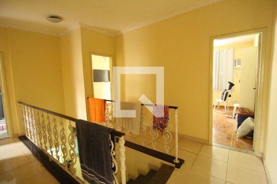 Escada de casa de condomínio à venda com 4 quartos, 112m² em Pechincha, Rio de Janeiro