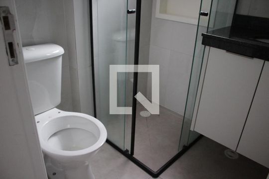 Banheiro de apartamento para alugar com 2 quartos, 35m² em Belém, São Paulo