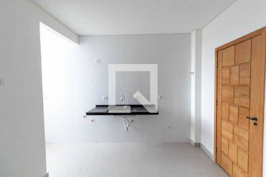 Cozinha de apartamento para alugar com 2 quartos, 45m² em Vila Sao Geraldo, São Paulo