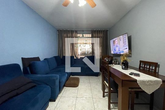 Casa à venda com 4 quartos, 122m² em Jardim Santos Dumont, São Paulo
