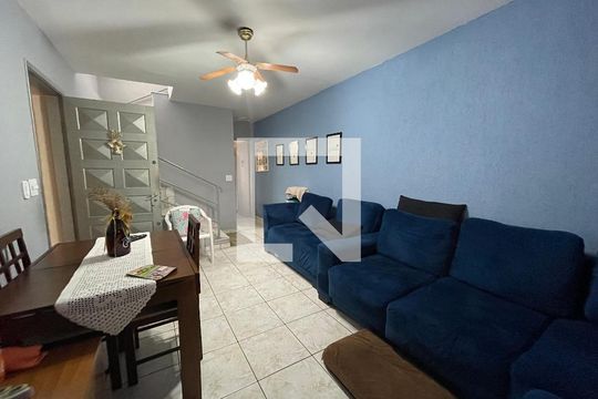 Sala de casa à venda com 4 quartos, 122m² em Jardim Santos Dumont, São Paulo
