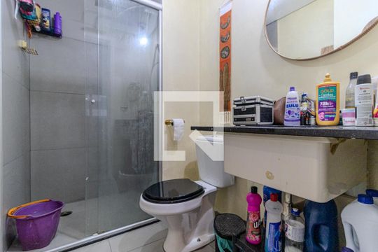 Banheiro de kitnet/studio à venda com 1 quarto, 30m² em República, São Paulo