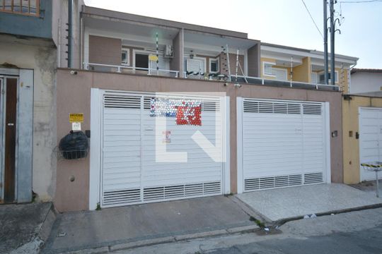 Fachada de casa para alugar com 3 quartos, 131m² em Vila Isa, São Paulo
