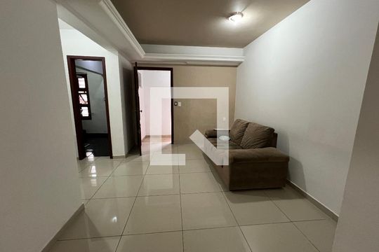 Sala de casa à venda com 2 quartos, 100m² em Scharlau, São Leopoldo