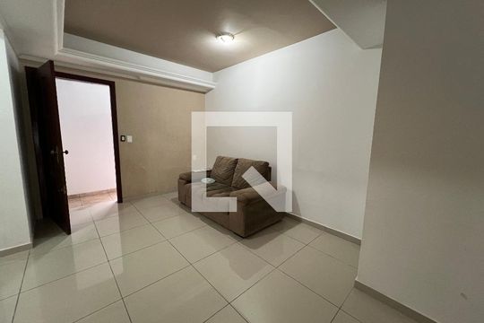 Casa à venda com 2 quartos, 100m² em Scharlau, São Leopoldo