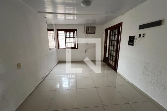 Quarto 2 de casa à venda com 2 quartos, 100m² em Scharlau, São Leopoldo