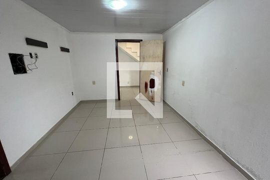 Quarto 2 de casa à venda com 2 quartos, 100m² em Scharlau, São Leopoldo