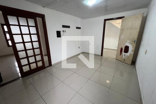 Quarto 2 de casa à venda com 2 quartos, 100m² em Scharlau, São Leopoldo