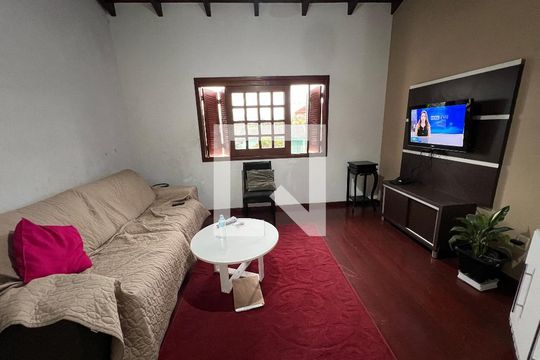 Sala 2 de casa para alugar com 4 quartos, 224m² em Scharlau, São Leopoldo