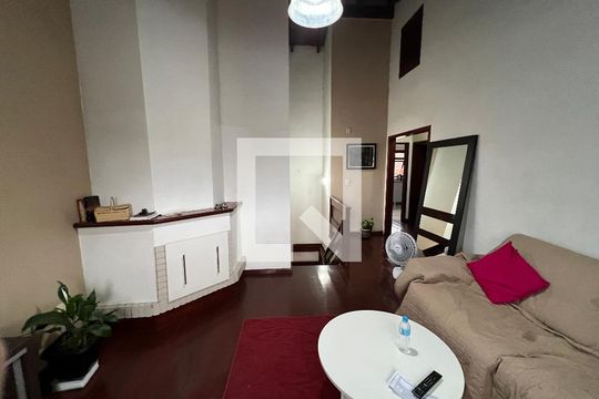 Sala 2 de casa para alugar com 4 quartos, 224m² em Scharlau, São Leopoldo
