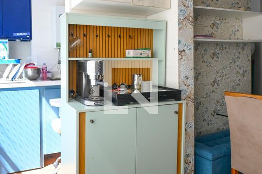 Cozinha de apartamento para alugar com 3 quartos, 64m² em Vila Moraes, São Paulo