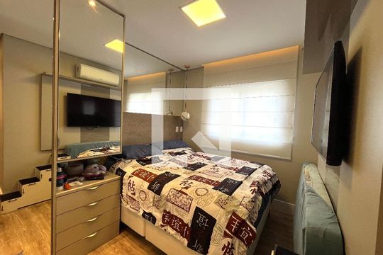 Suíte  de apartamento à venda com 2 quartos, 70m² em Vila Monte Alegre, São Paulo