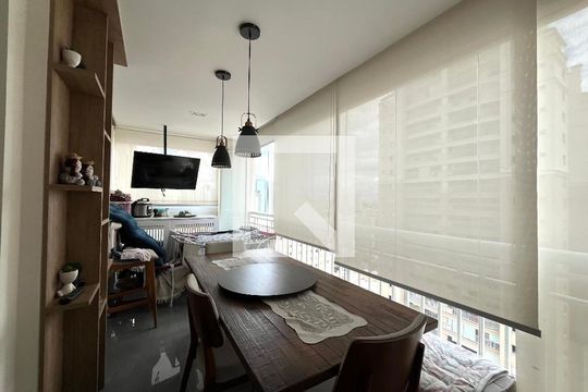Varanda Sala de apartamento à venda com 2 quartos, 70m² em Vila Monte Alegre, São Paulo