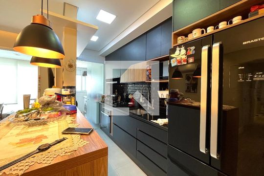 Cozinha de apartamento à venda com 2 quartos, 70m² em Vila Monte Alegre, São Paulo