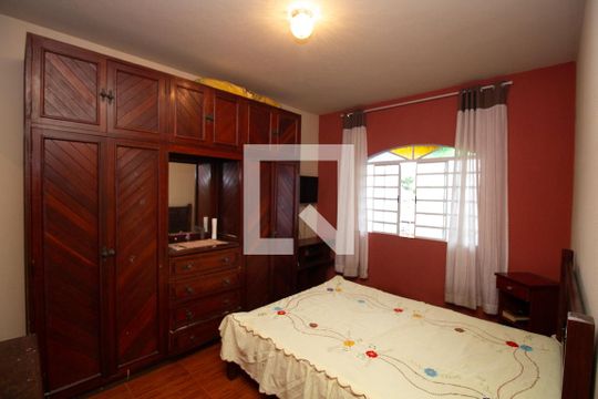 Quarto 2 de casa à venda com 6 quartos, 927m² em Mariano de Abreu, Belo Horizonte