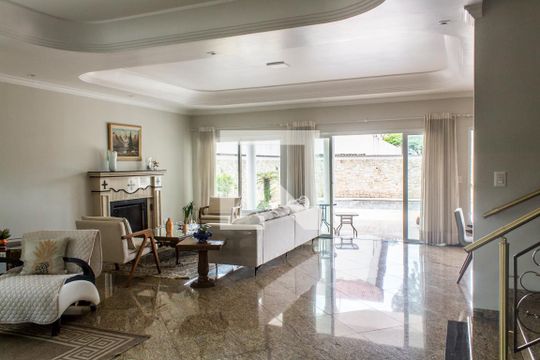 Casa de Condomínio para alugar com 4 quartos, 609m² em Alphaville, Santana de Parnaíba