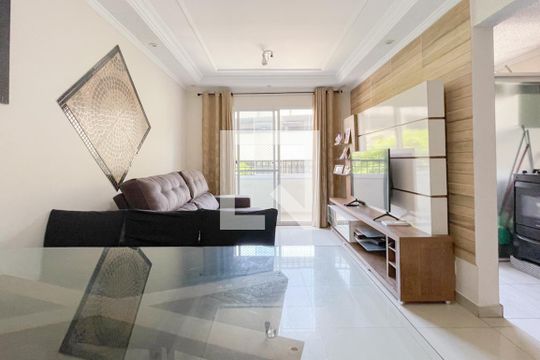 Sala  de apartamento para alugar com 3 quartos, 72m² em Nova Petrópolis, São Bernardo do Campo