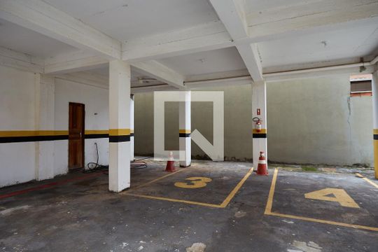 Garagem de apartamento para alugar com 2 quartos, 56m² em Vera Cruz, Belo Horizonte