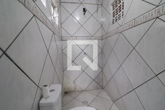 Banheiro de casa à venda com 2 quartos, 297m² em Canudos, Novo Hamburgo