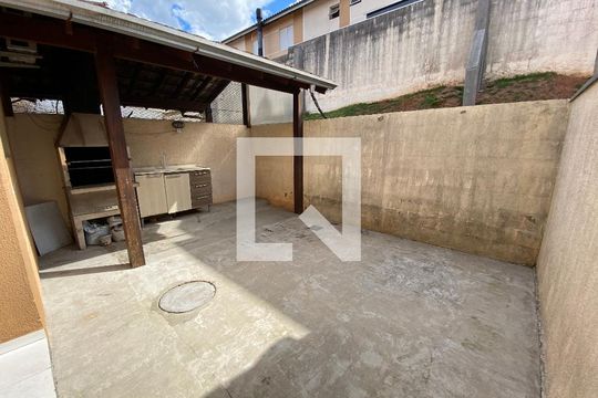 Área comum - Churrasqueira de casa de condomínio à venda com 3 quartos, 54m² em Canudos, Novo Hamburgo