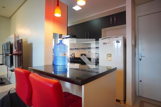 Cozinha de apartamento à venda com 3 quartos, 67m² em Humaitá, Porto Alegre